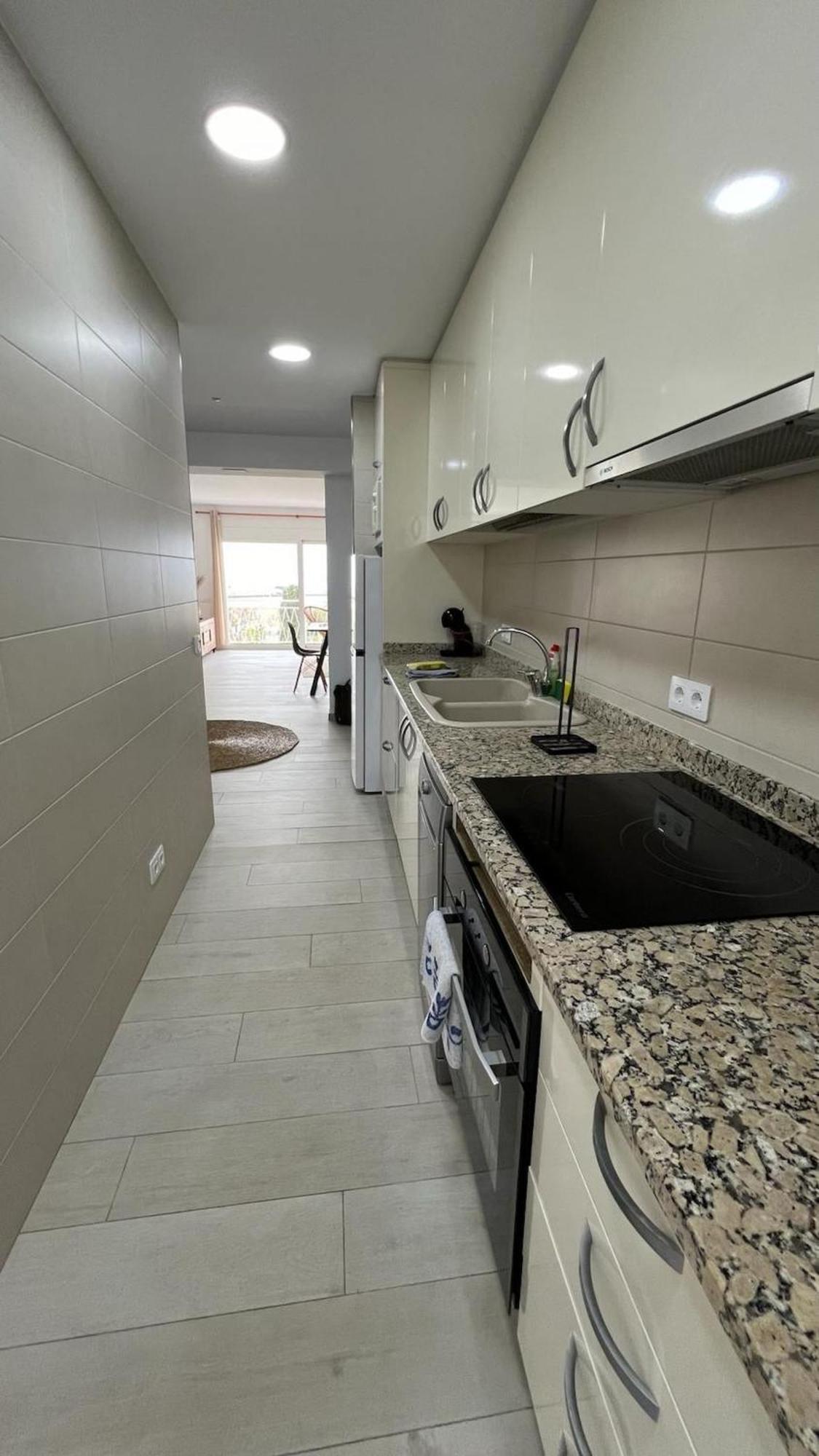 Apartamento Frente Al Mar Roses Exterior photo